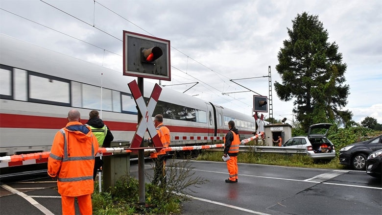 Deutsche Bahn lässt Übergang zwischen Tornesch und Prisdorf erneuern