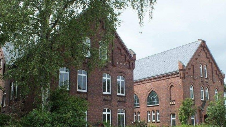Johannes-Schwennesen-Schule Johannes-Schwennesen-Schule
