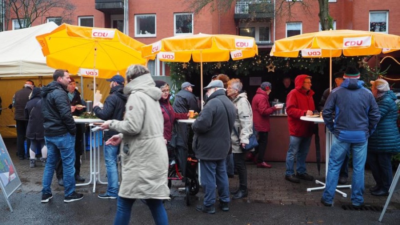 Weihnachtsmarkt Tornesch_Stand der CDU Weihnachtsmarkt Tornesch_Stand der CDU